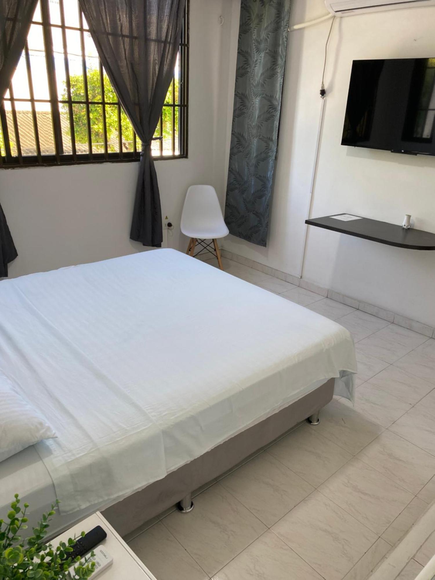 Habitaciones Independientes Cerca Al Aeropuerto 3 Cartagena Екстер'єр фото